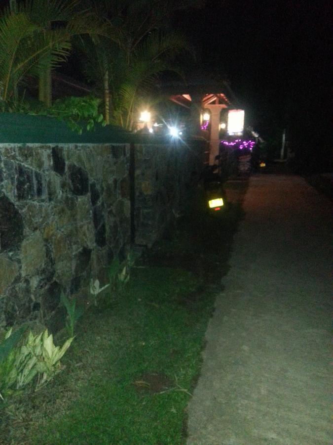 Shantha Surf Villa Weligama Zewnętrze zdjęcie